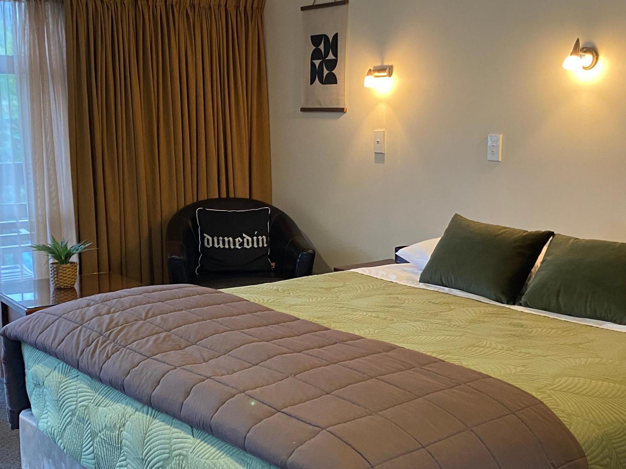 Commodore Motel Дьюндин Экстерьер фото